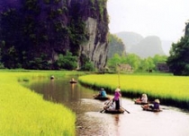 Hoa Lu Ancient Citadel - Tam Coc River Landscape 1 Day Tour